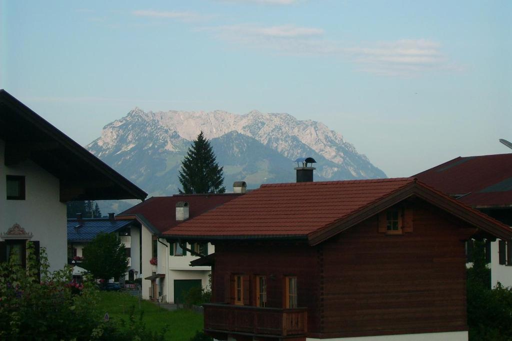 Appartement Haus Hubertus à Reit im Winkl Extérieur photo